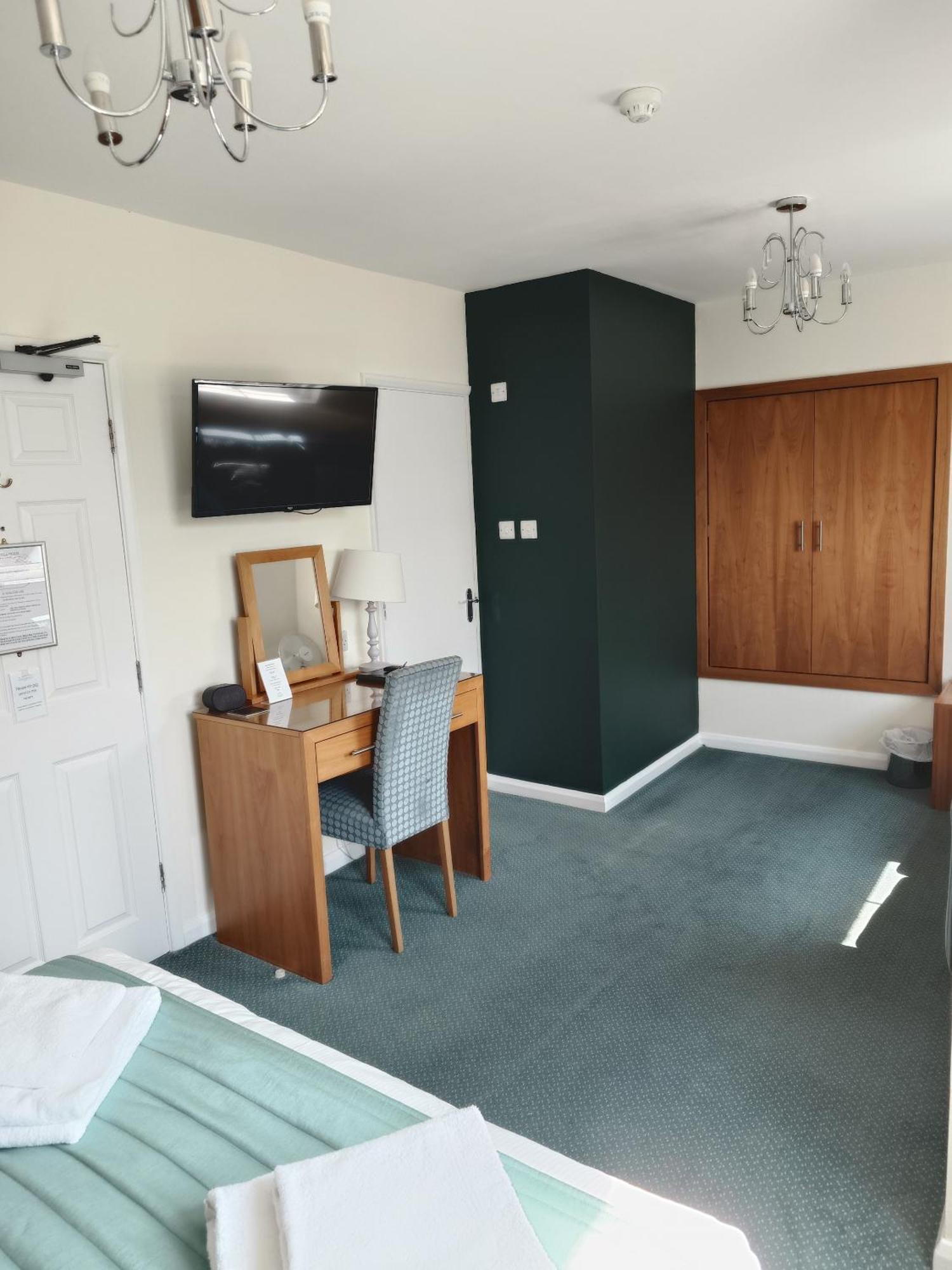 The Woodvale Bed & Breakfast Cowes  Eksteriør bilde